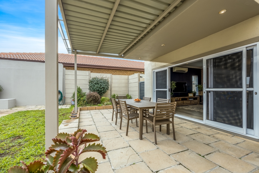 3 Bedroom Property for Sale in Protea Heights Western Cape